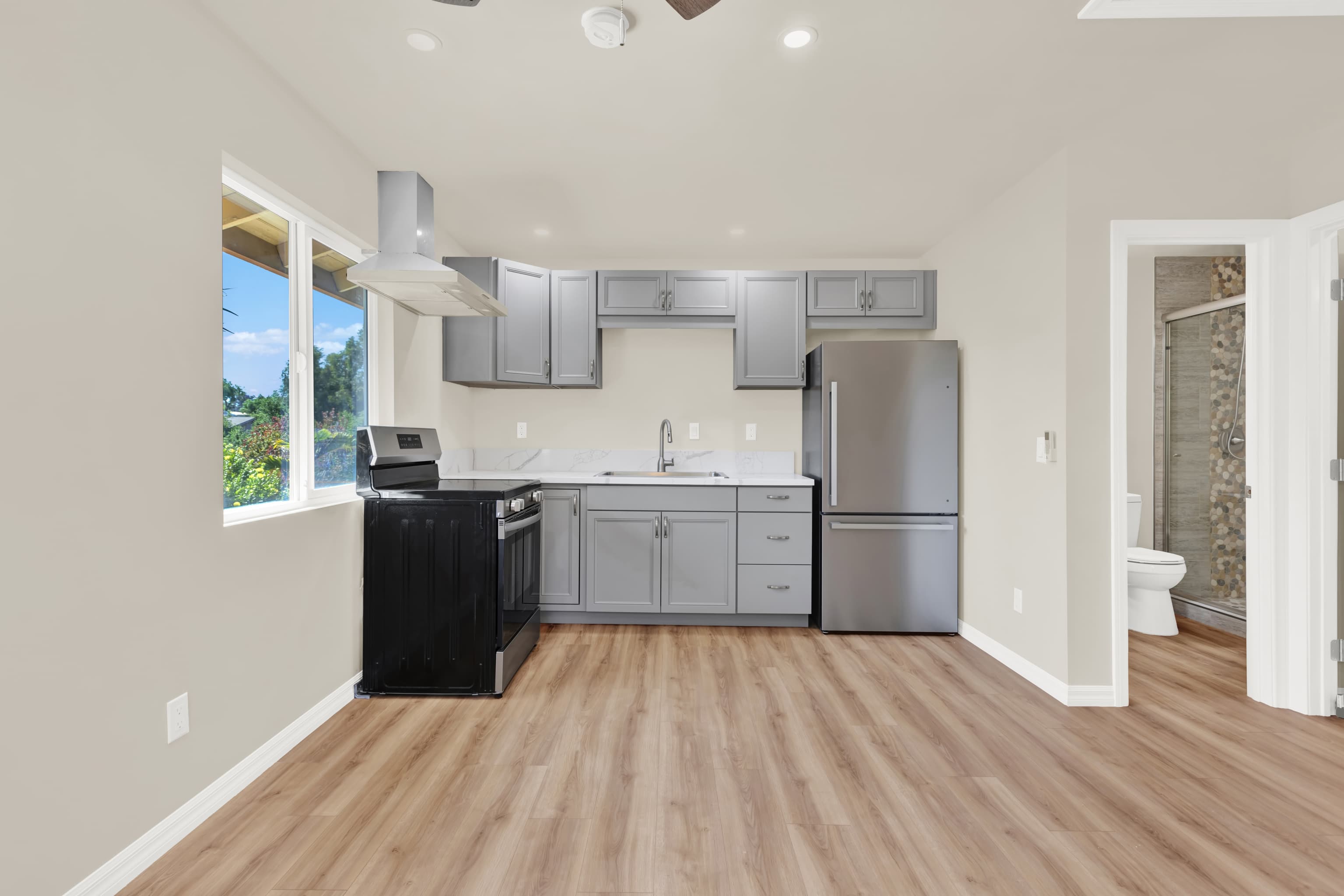 528 Sq Ft Garage Conversion - Photo 5