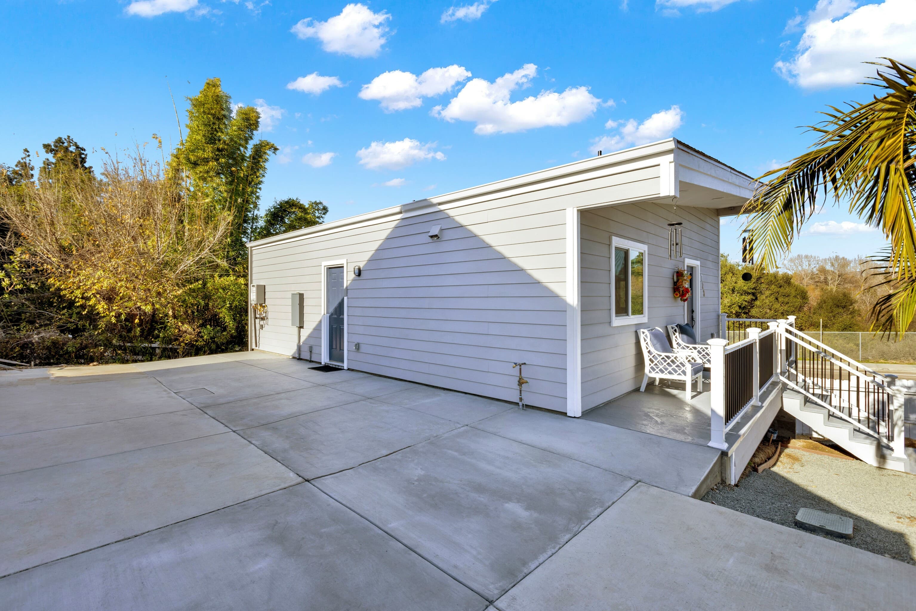 Construction Management vs. Design-Build for Your ADU