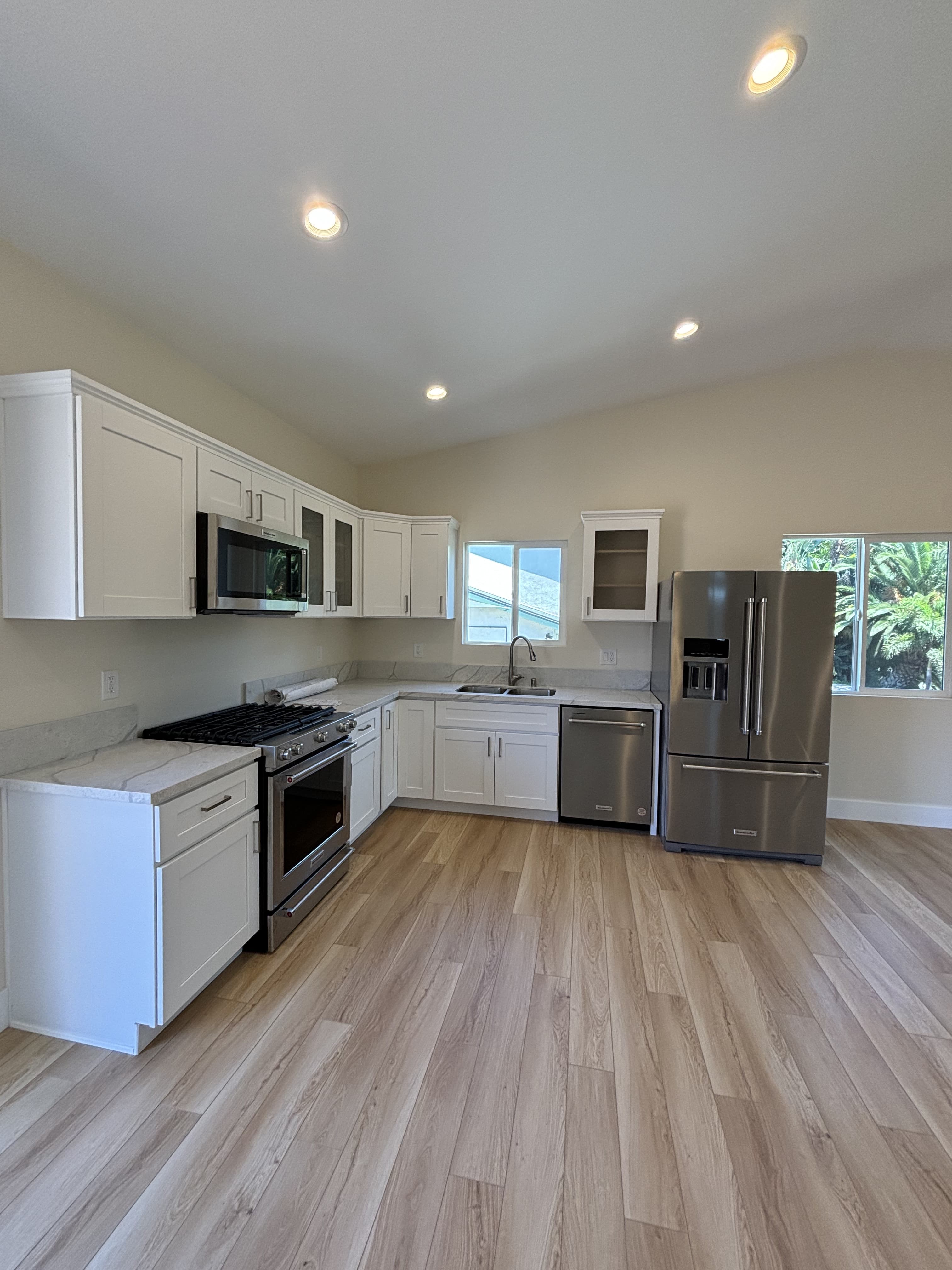 996 Sq Ft Above-Garage ADU - Photo 4