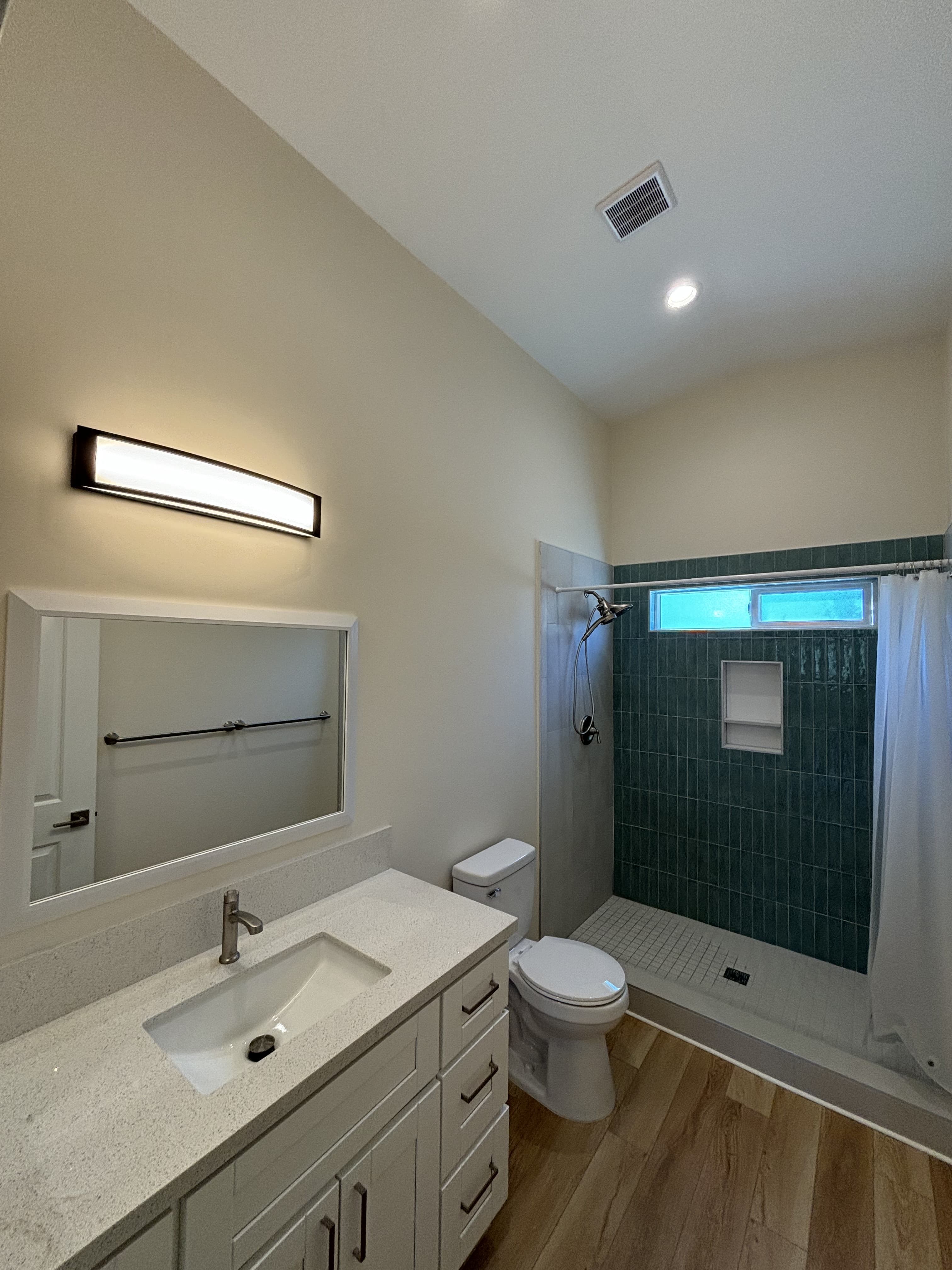 996 Sq Ft Above-Garage ADU - Photo 8