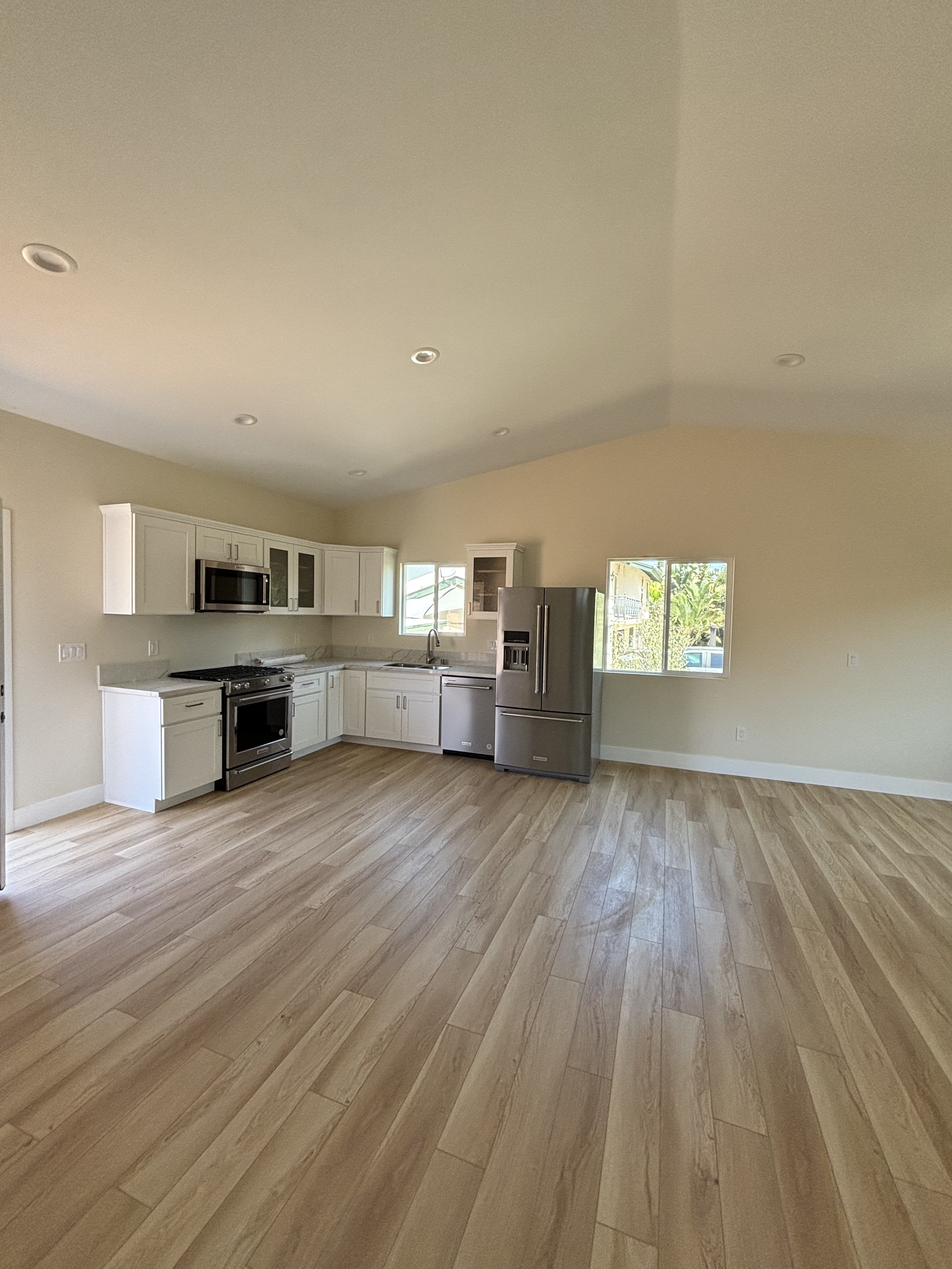 996 Sq Ft Above-Garage ADU - Photo 12