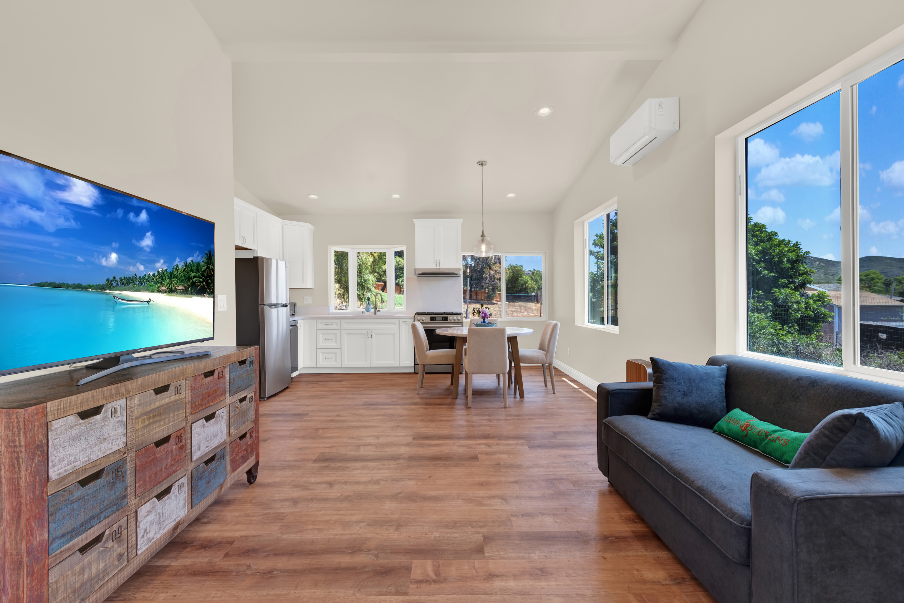 Construction Management vs. Design-Build for Your ADU